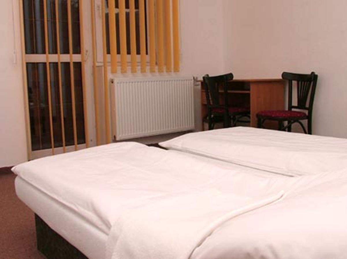 Motel Pod Stromisom Vlachovo Экстерьер фото